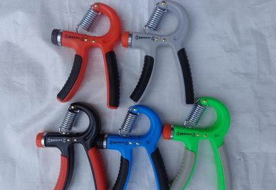 爆款可調(diào)節(jié)握力器 從10kg到40kg的健身神器